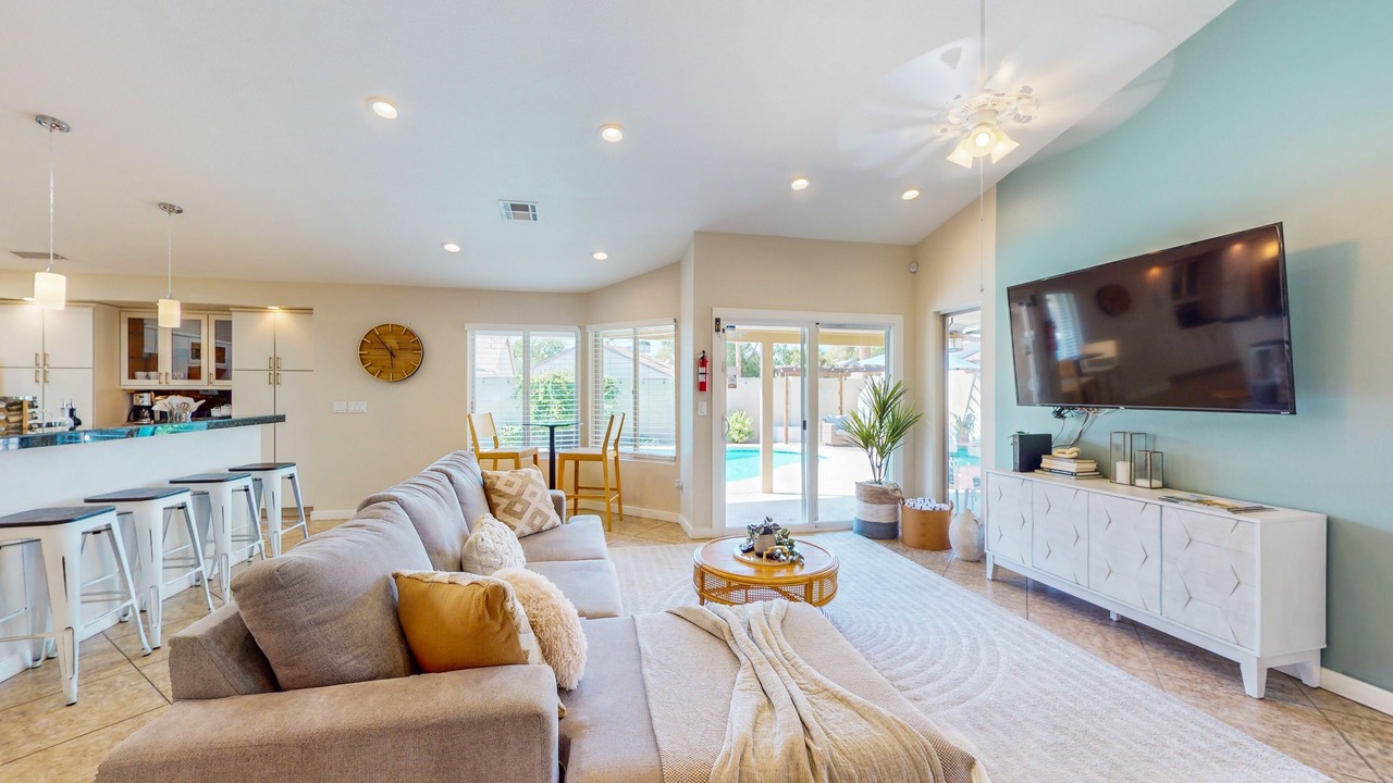 Photo of Livingroom in Sunset Ridge