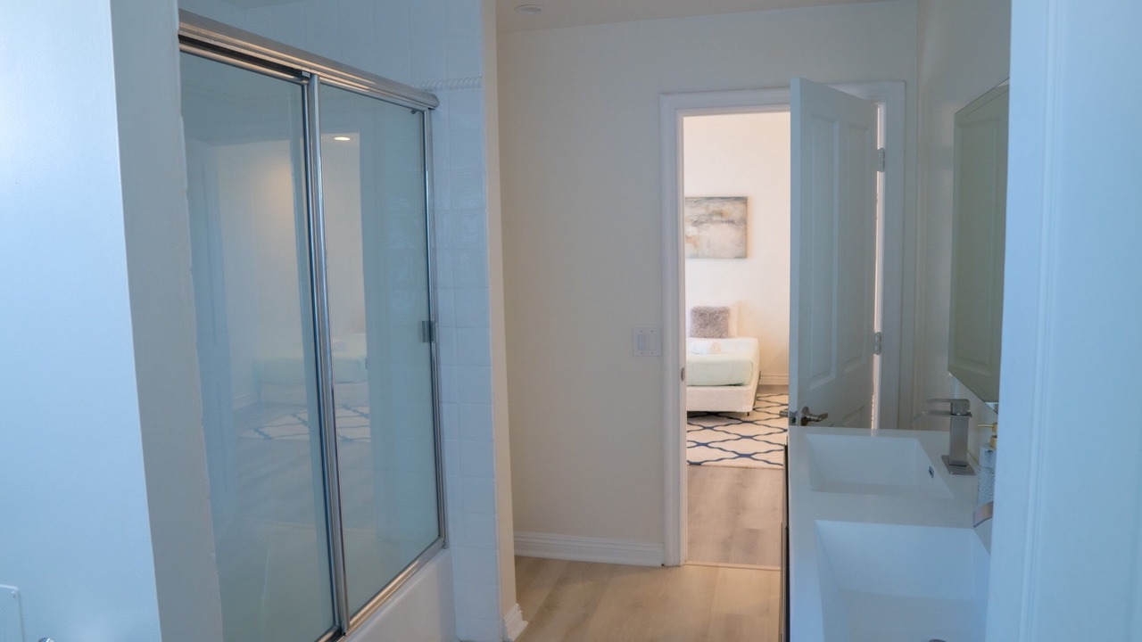 Photo of Bathroom in Tarzana