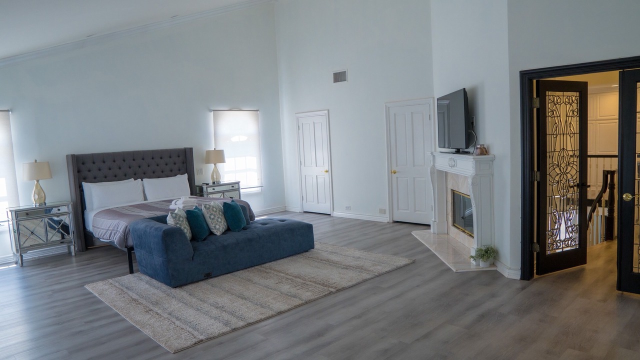 Photo of Bedroom in Tarzana