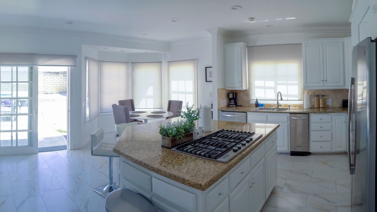 Photo of Kitchen in Tarzana