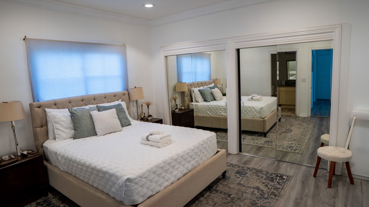 Photo of Bedroom in Tarzana