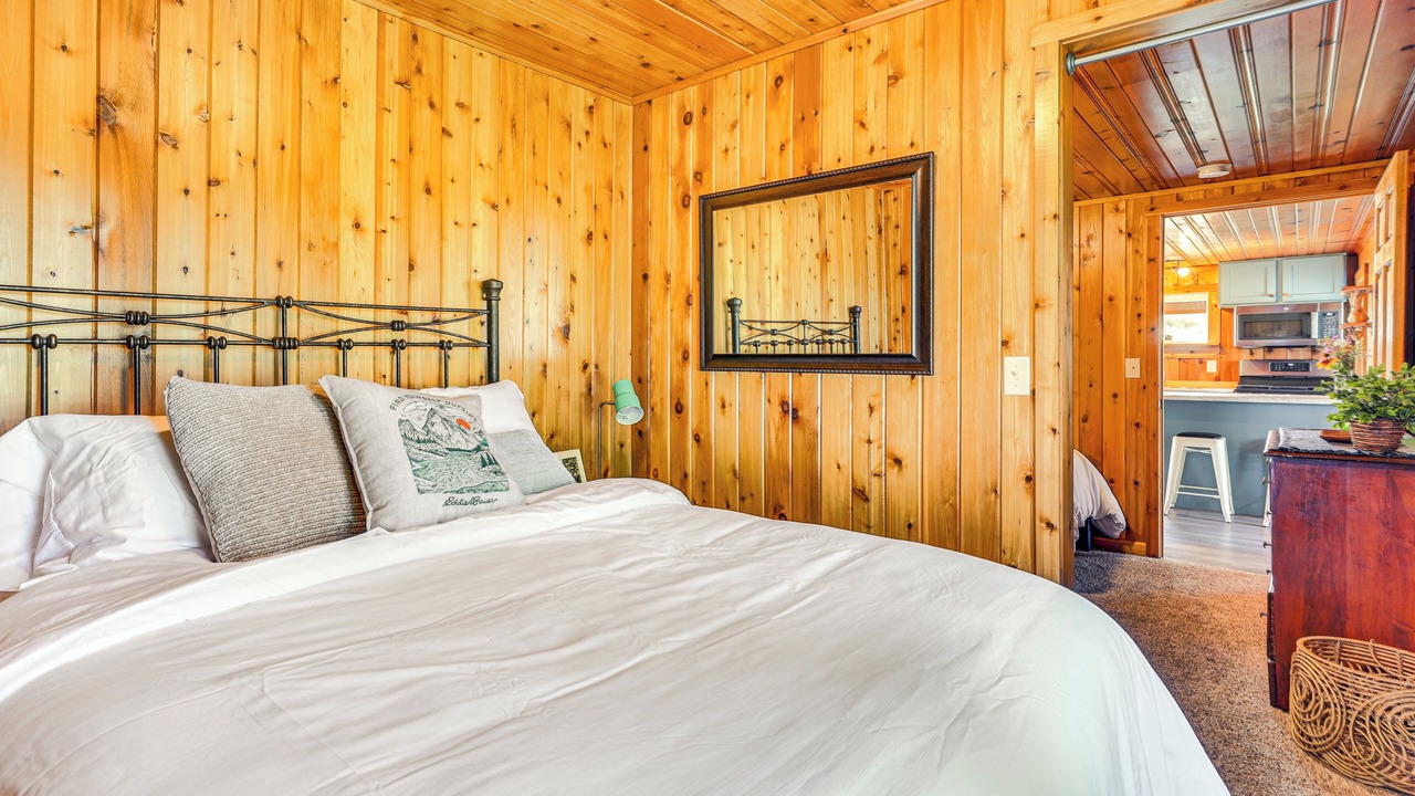 Photo of Bedroom in Lodi