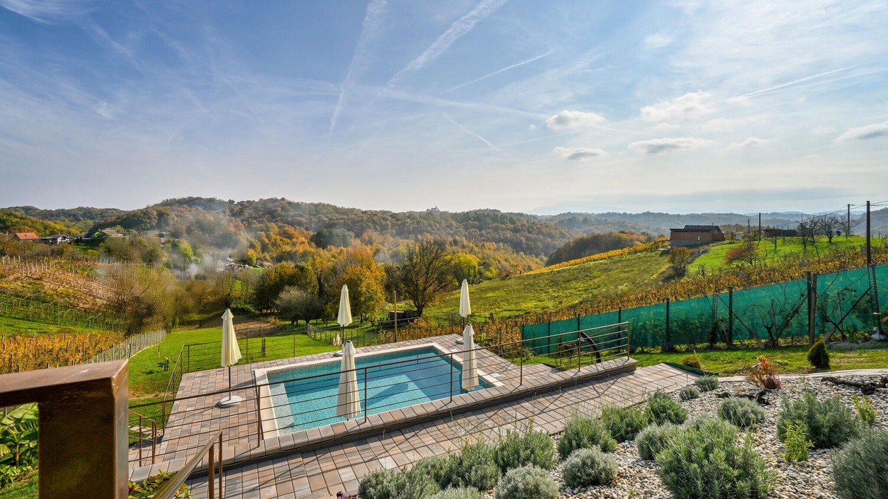 Photo of Outdoor in Cestica