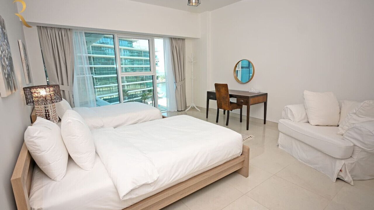 Photo of Bedroom in Al Bandar