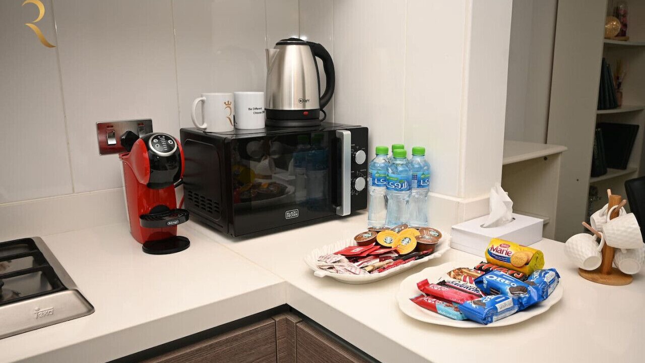 Photo of Kitchen in Al Bandar