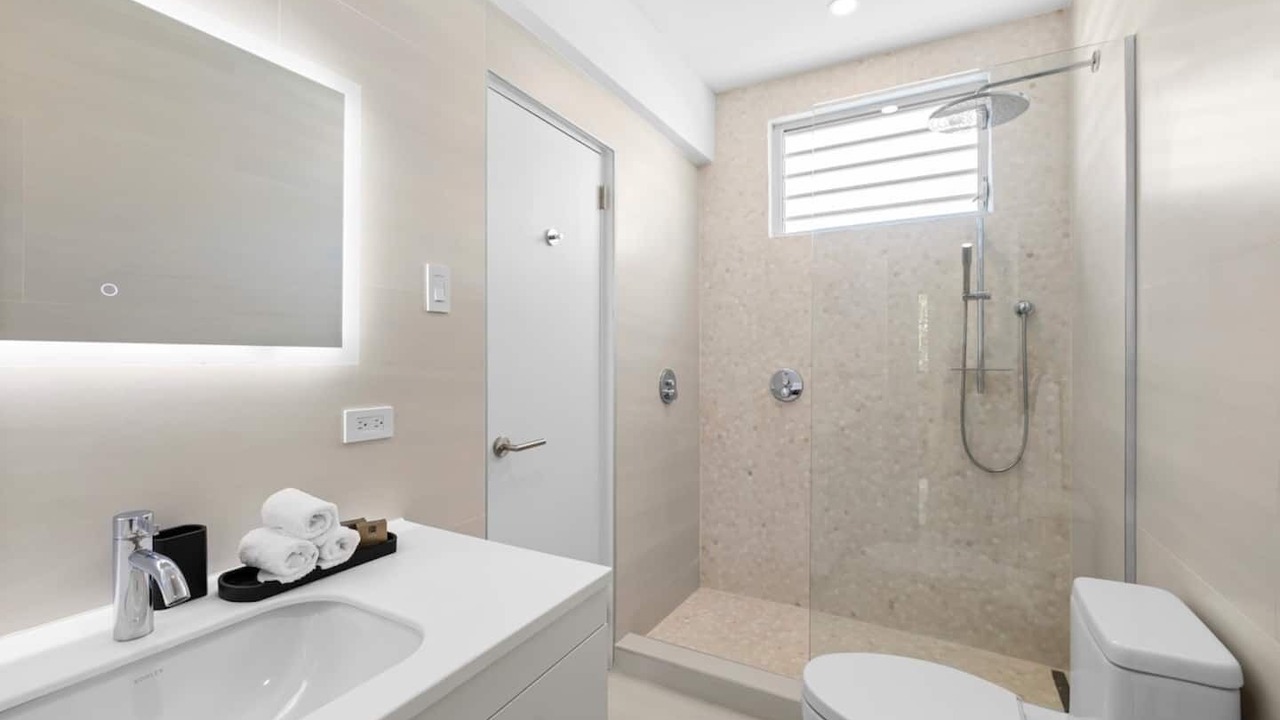 Photo of Bathroom in Miramar