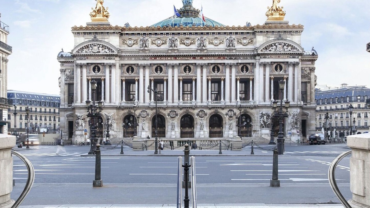 Photo of Others in 8th Arrondissement