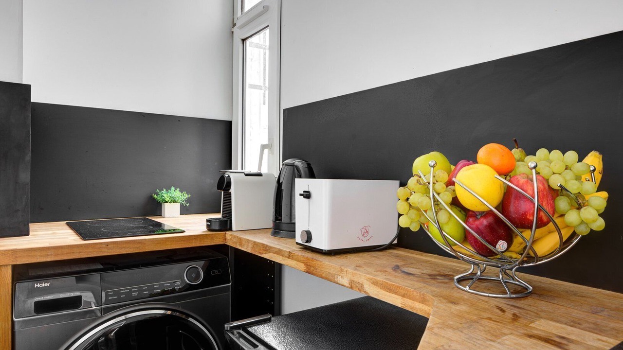 Photo of Kitchen in 8th Arrondissement