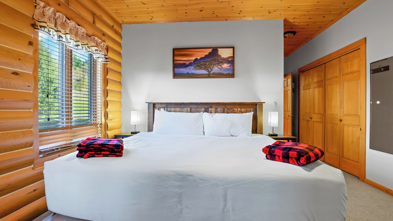 Photo of Bedroom in Baraboo