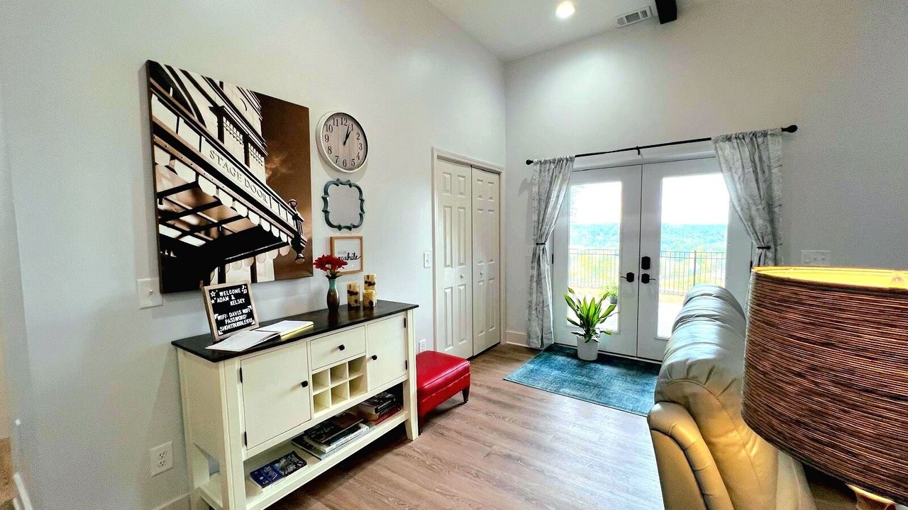 Photo of Livingroom in Ashland City