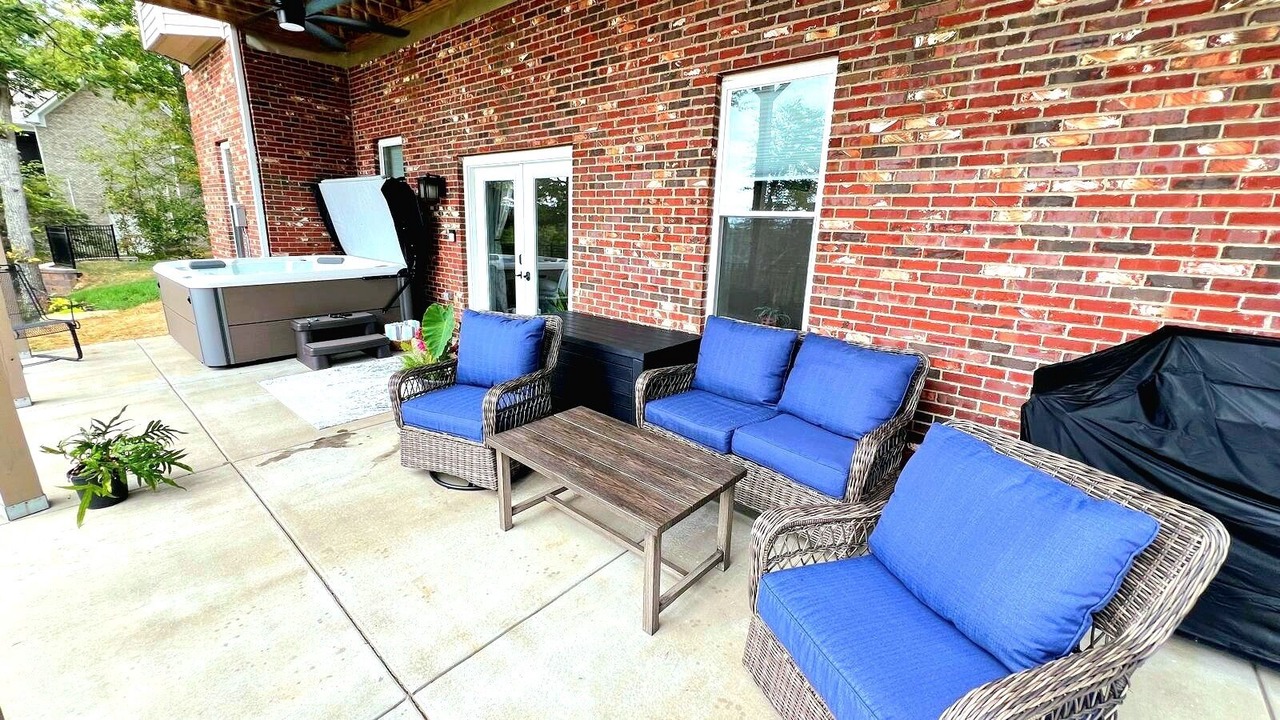 Photo of Patio Balcony in Ashland City