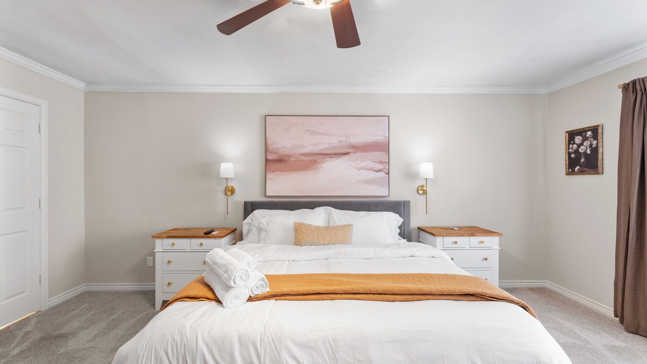 Photo of Bedroom in The Colony
