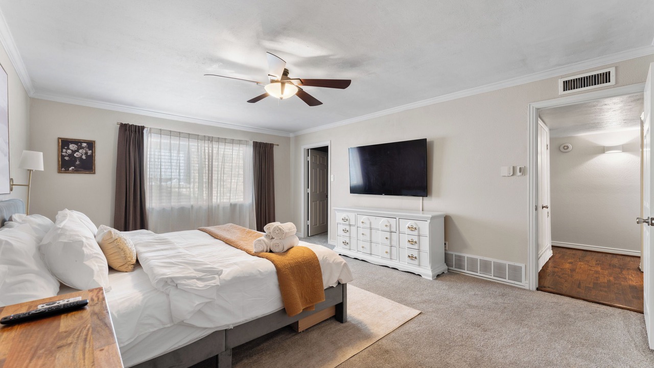 Photo of Bedroom in The Colony