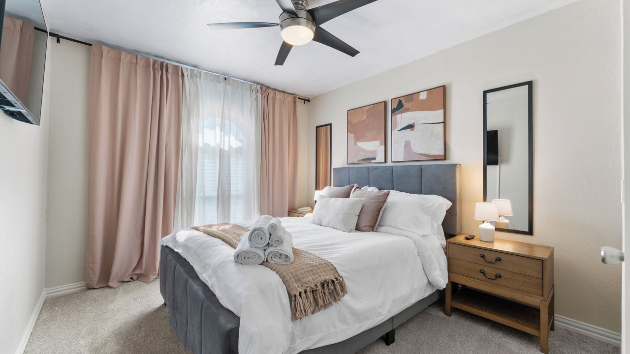 Photo of Bedroom in The Colony