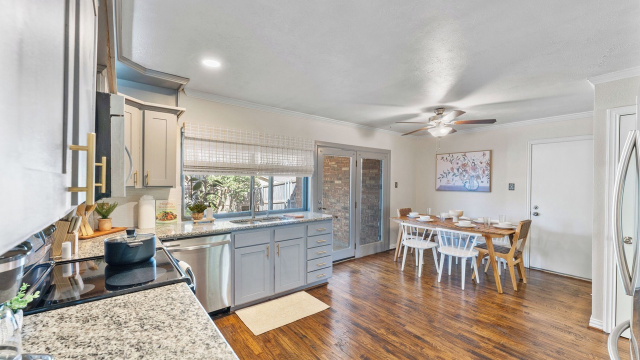 Photo of Kitchen in The Colony