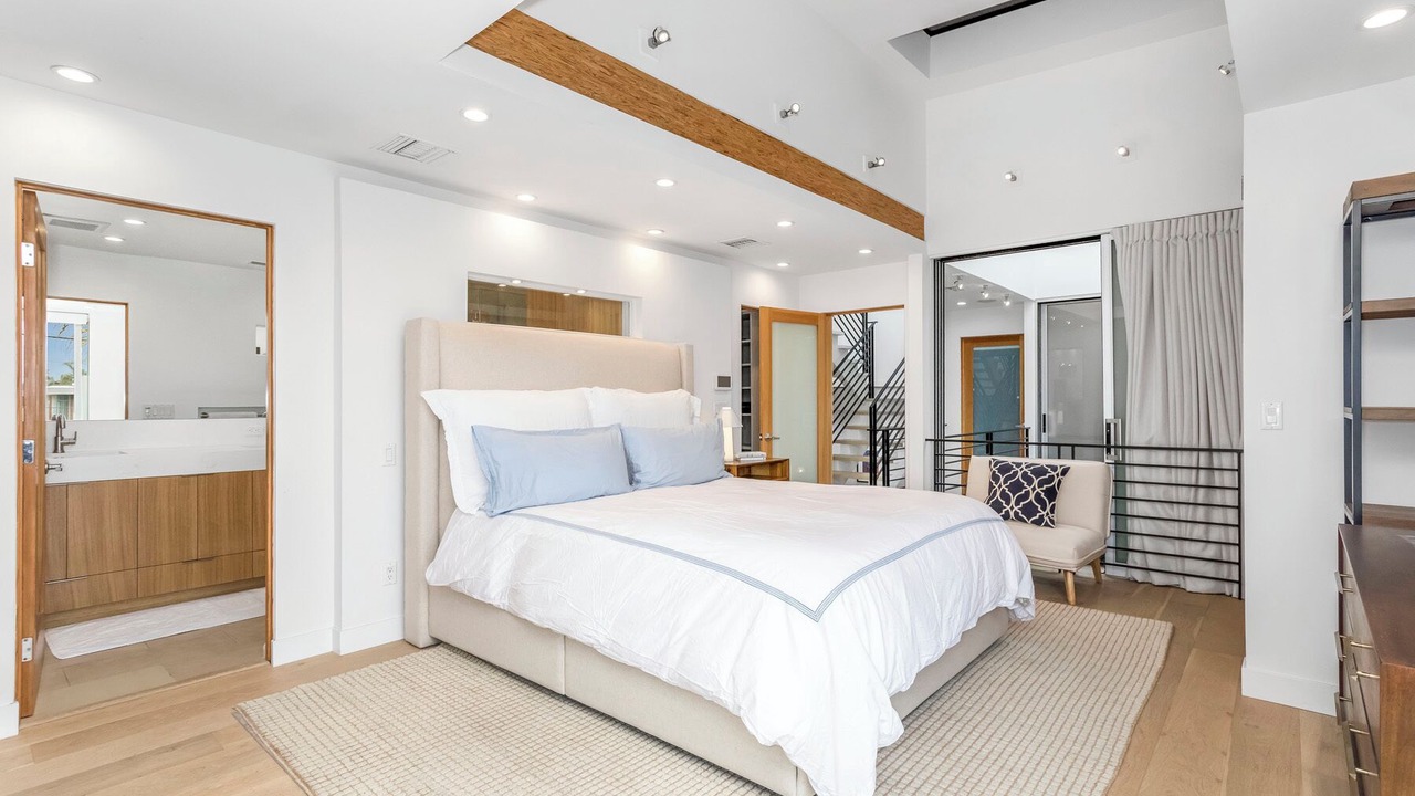 Photo of Bedroom in Melrose