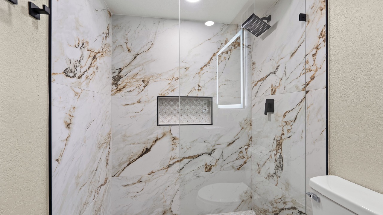 Photo of Bathroom in Coronado Foothills Estates