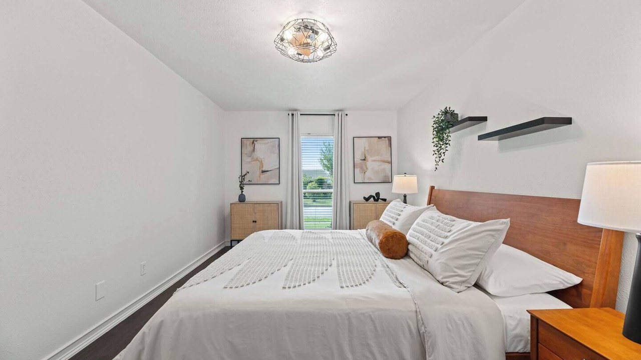 Photo of Bedroom in The Colony