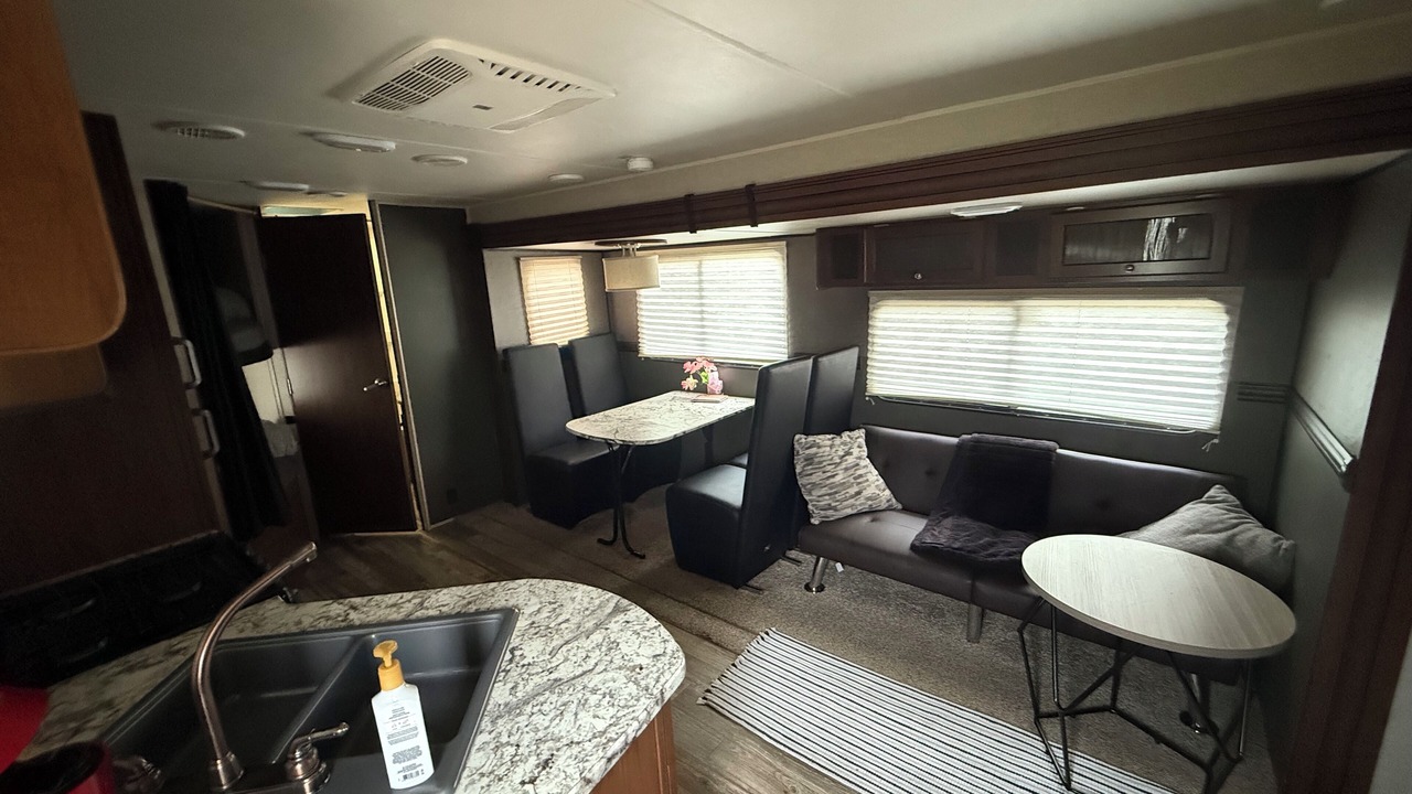 Photo of Livingroom in Cleburne