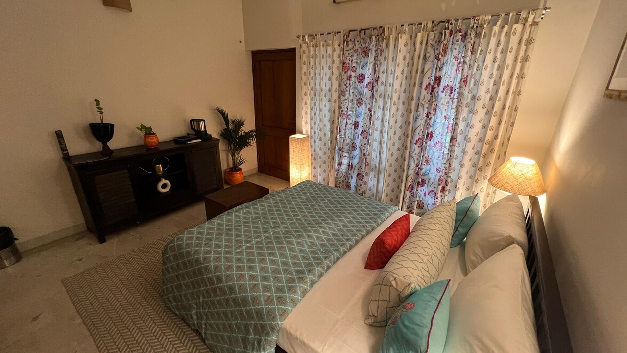 Photo of Bedroom in Sushant Lok