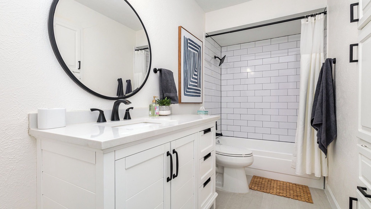 Photo of Bathroom in Allen