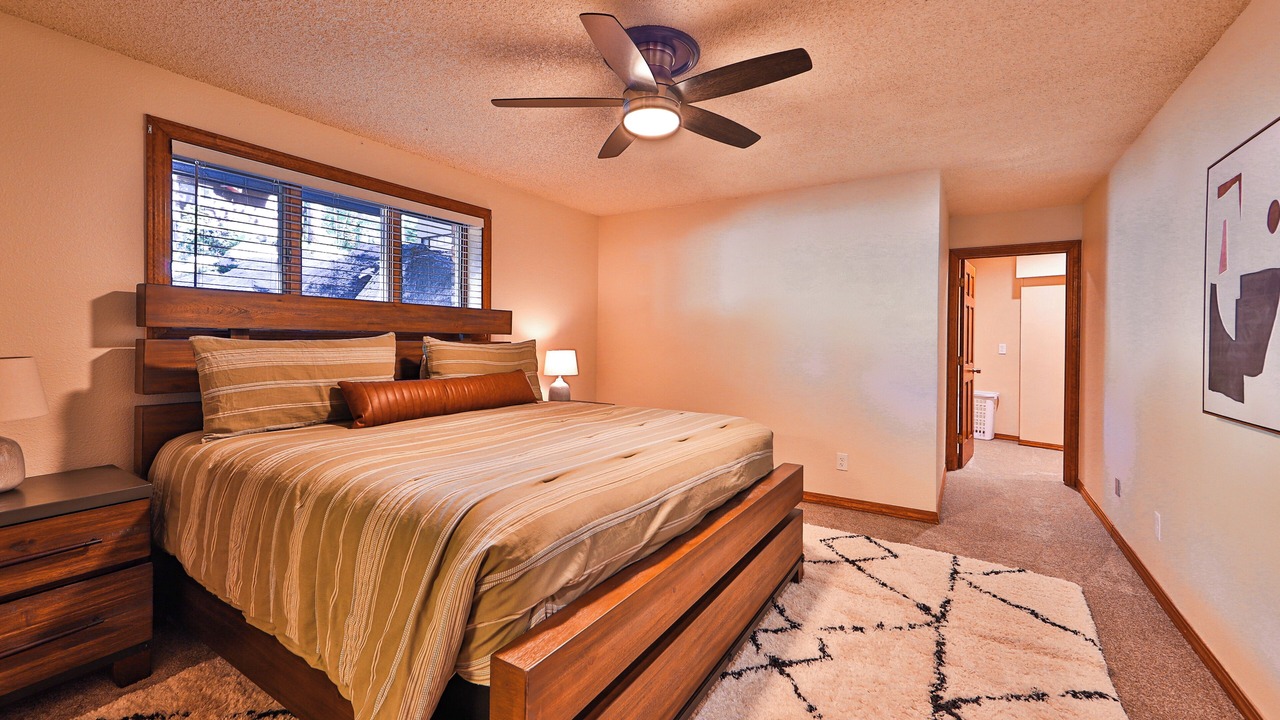 Photo of Bedroom in Lincoln Park
