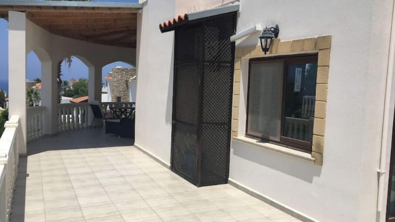 Photo of Patio Balcony in Bahceli