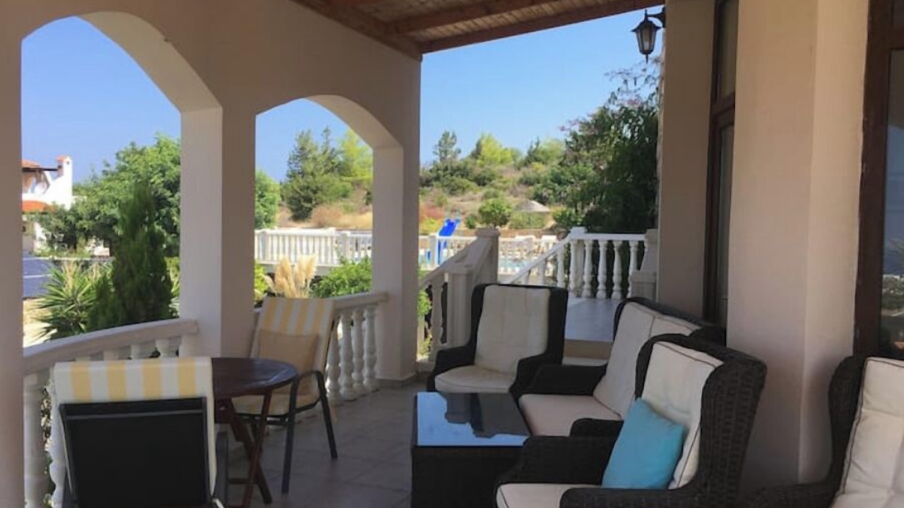 Photo of Patio Balcony in Bahceli