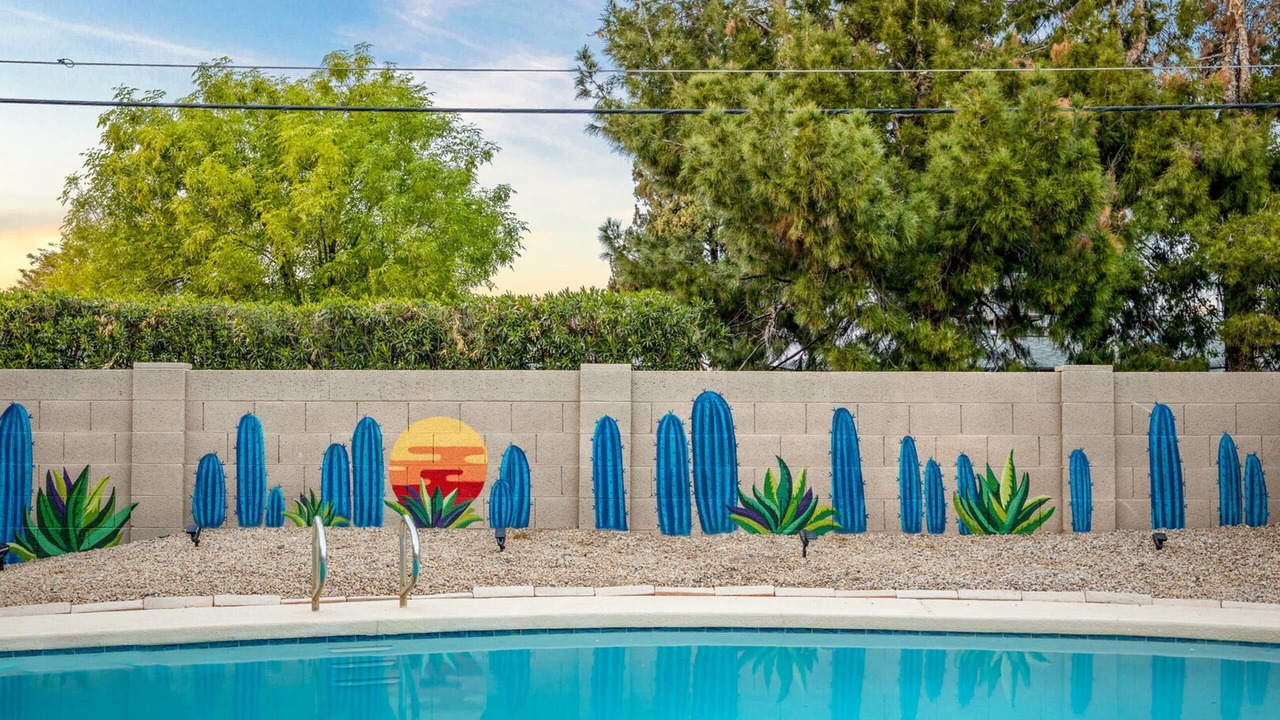 Photo of Outdoor in Cox Heights