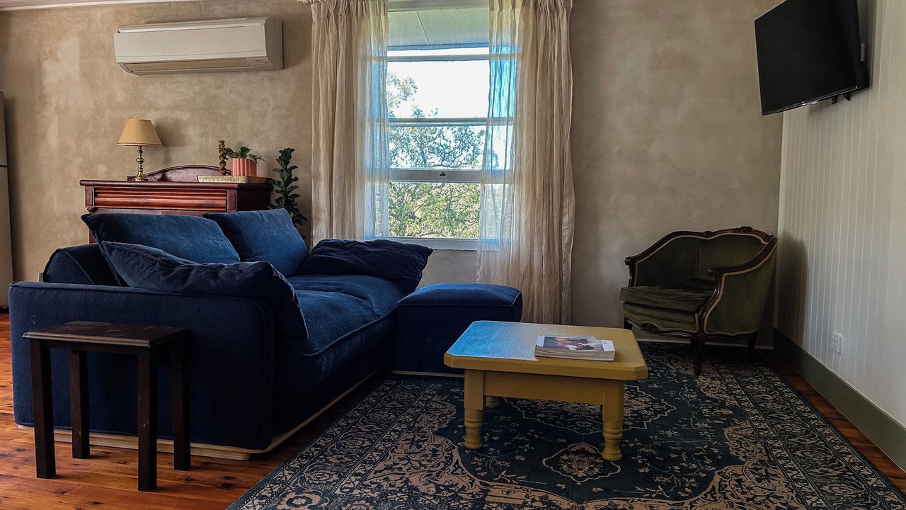 Photo of Livingroom in Tintinhull