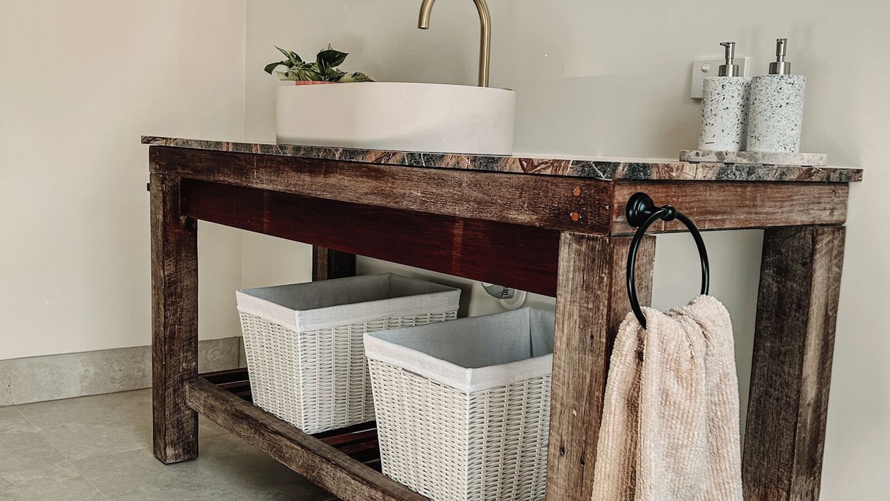 Photo of Bathroom in Tintinhull