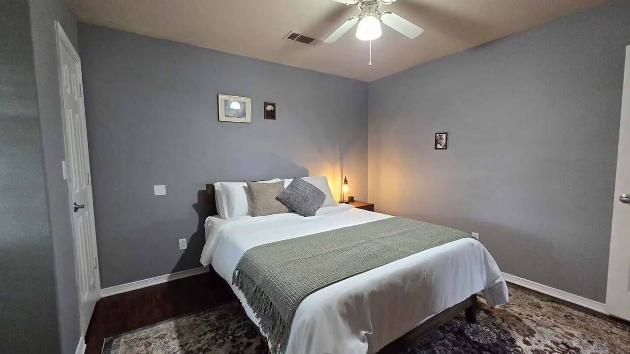 Photo of Bedroom in Calera