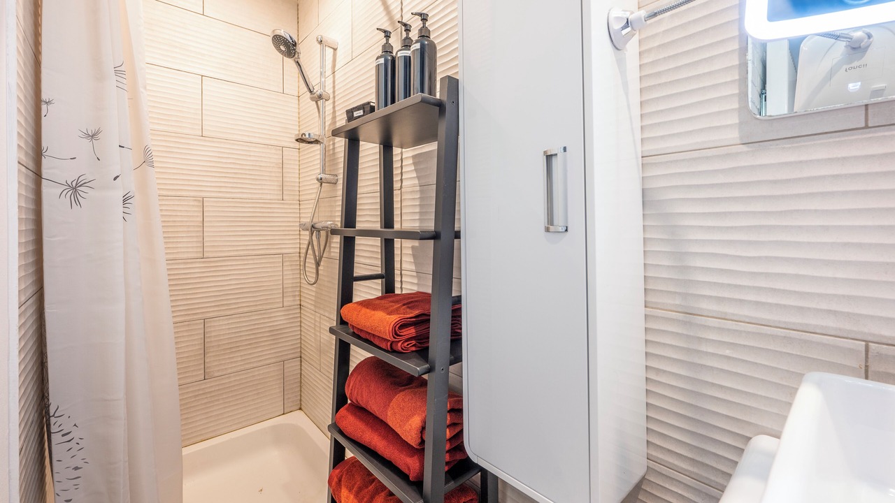 Photo of Bathroom in Quartier du Centre - Centrumwijk
