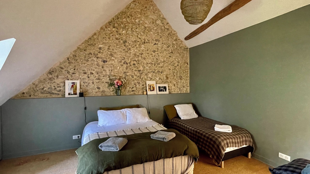 Photo of Bedroom in Colonard-Corubert