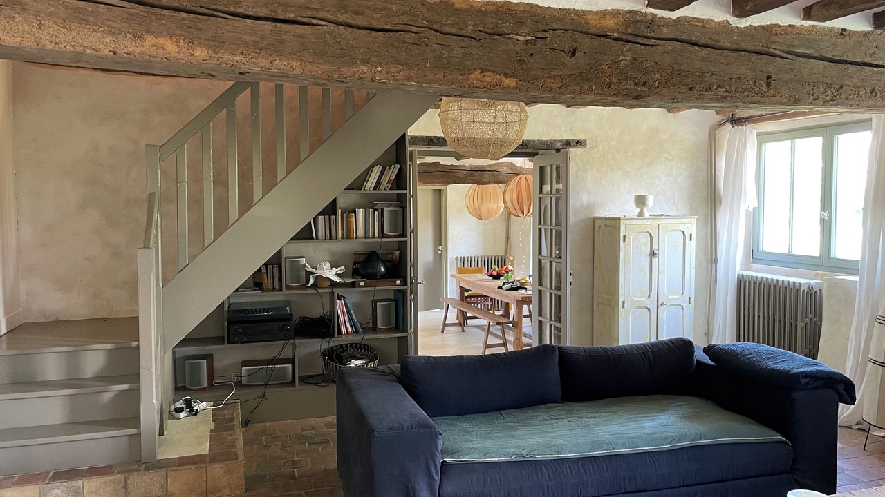 Photo of Livingroom in Colonard-Corubert
