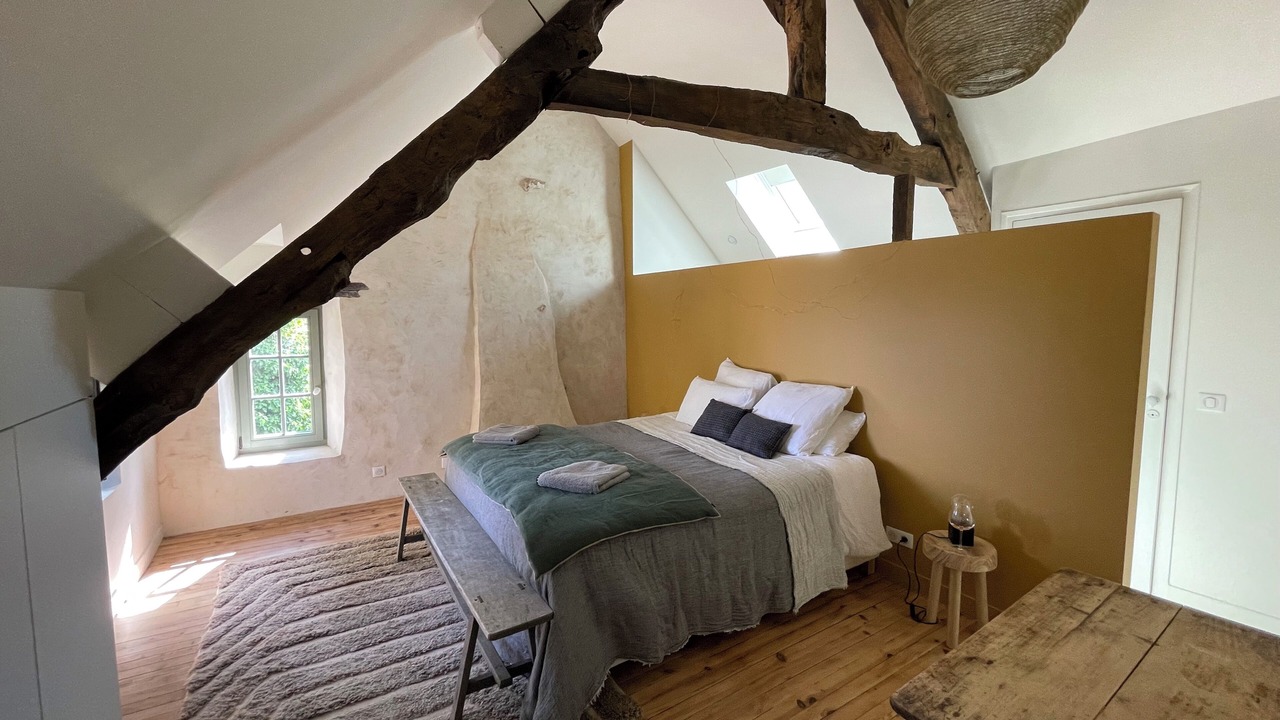 Photo of Bedroom in Colonard-Corubert