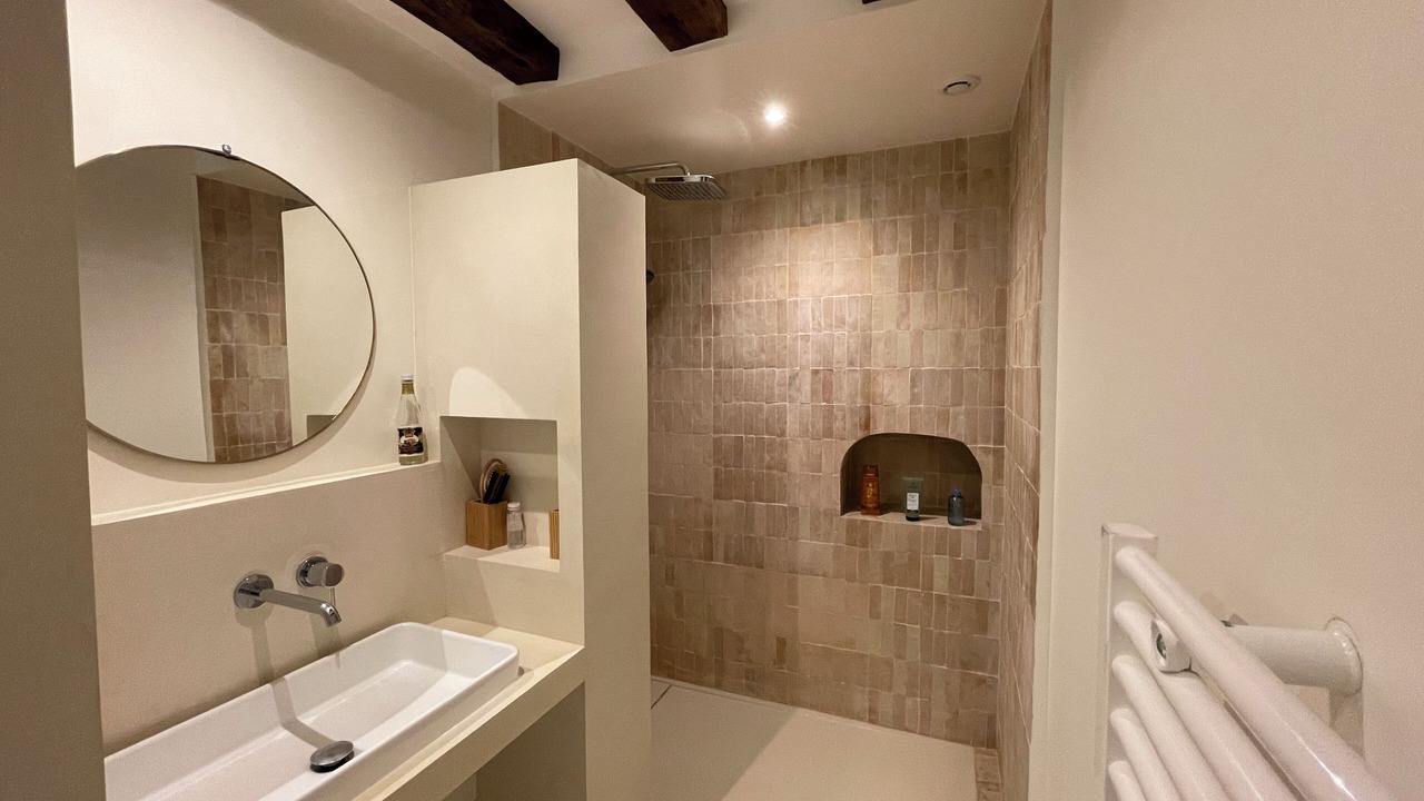 Photo of Bathroom in Colonard-Corubert