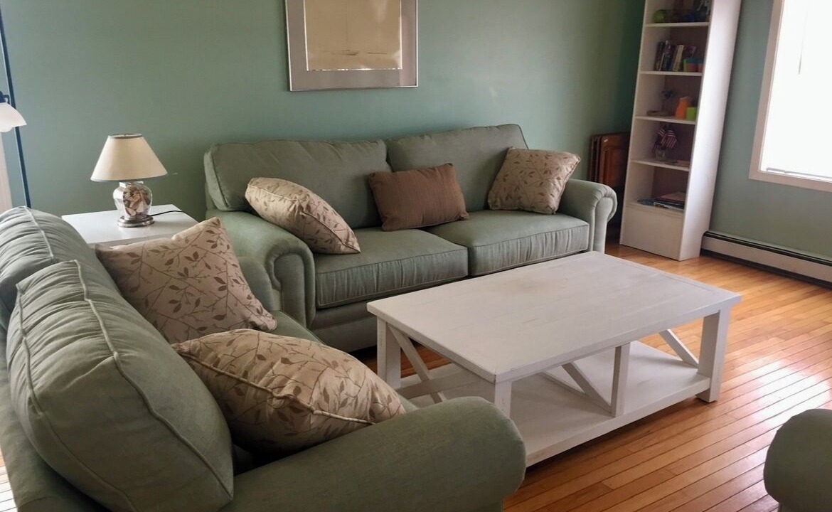 Photo of Livingroom in Point Judith