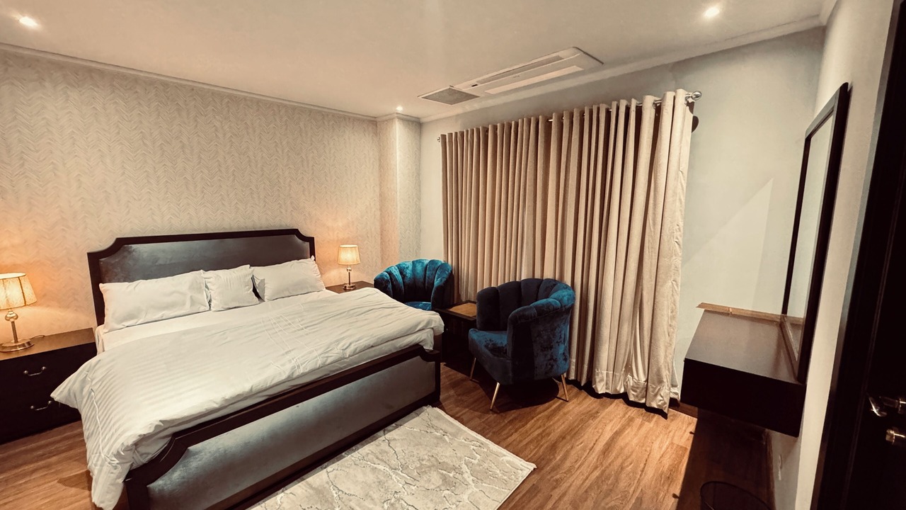 Photo of Bedroom in Gulberg