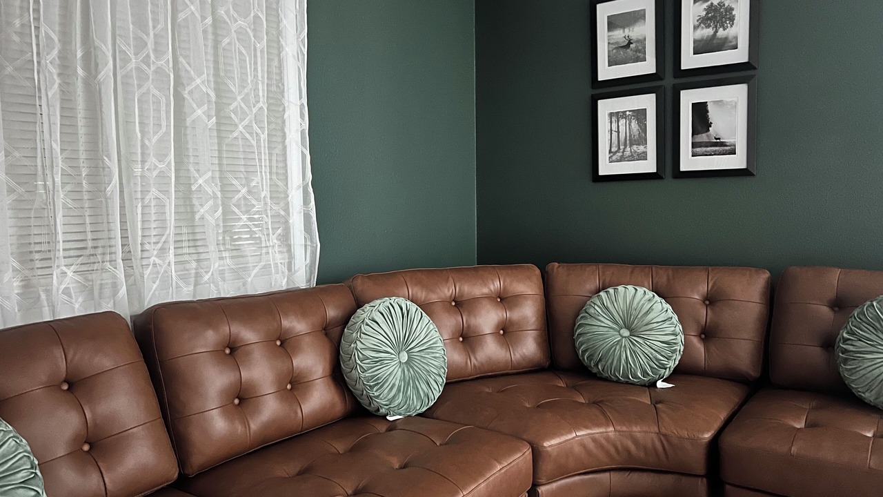 Photo of Livingroom in Fairview