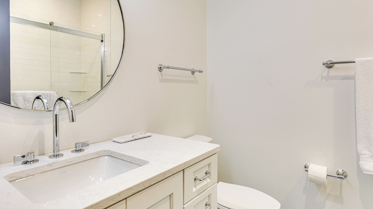 Photo of Bathroom in Lodi