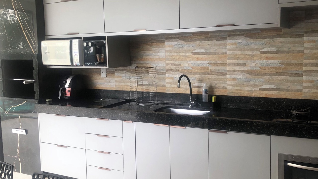 Photo of Kitchen in Aruana Park