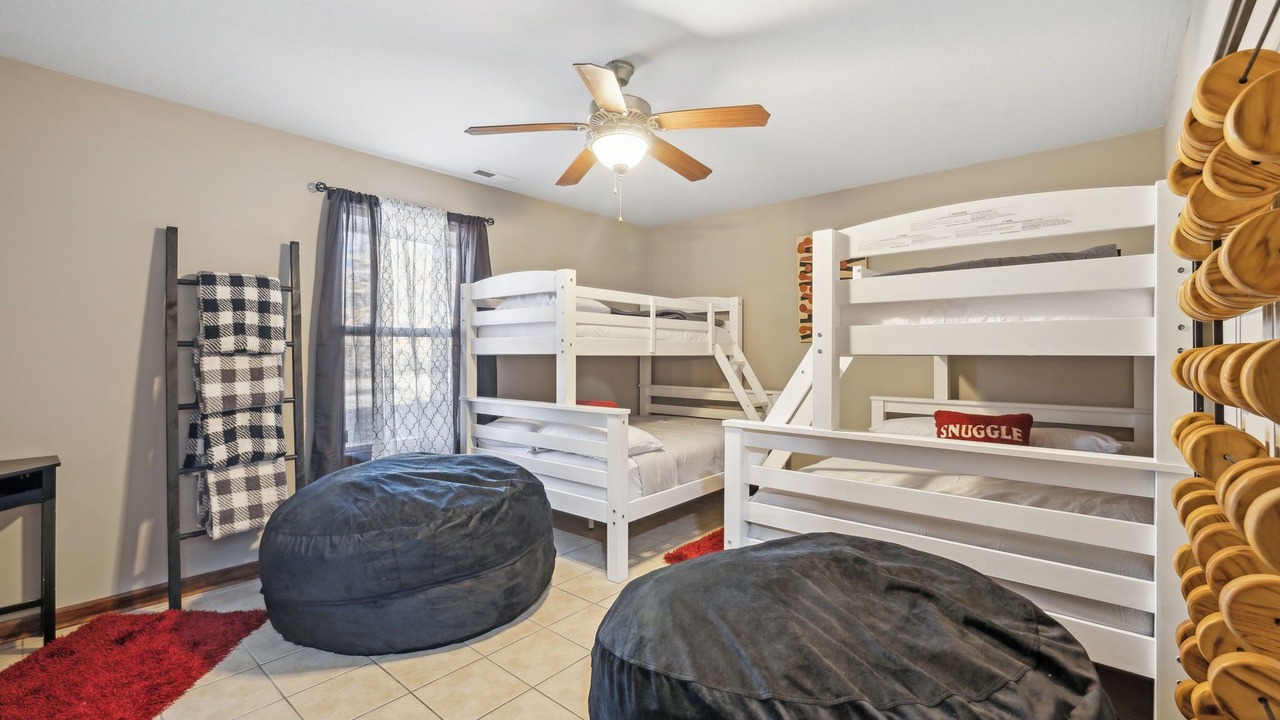 Photo of Bedroom in Cheatham County