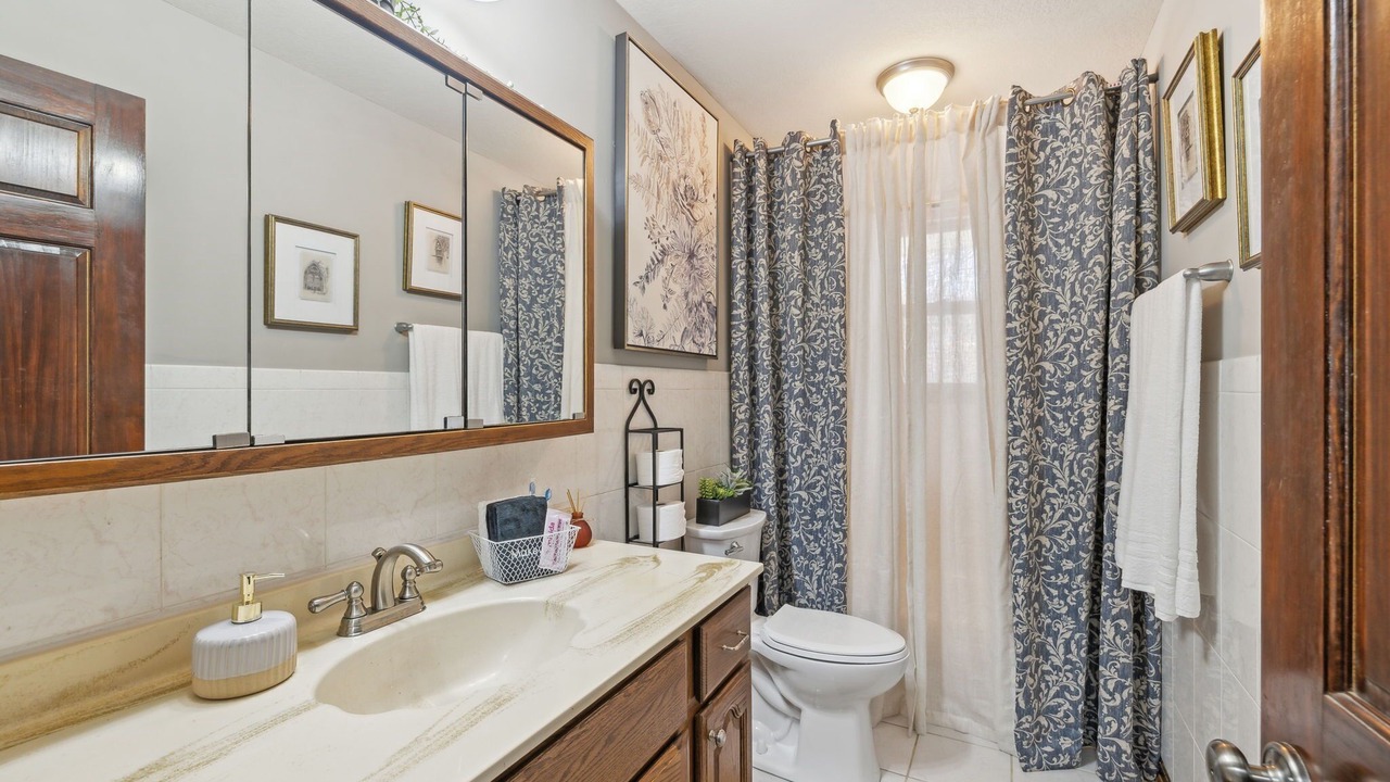 Photo of Bathroom in Cheatham County