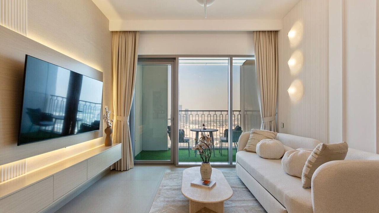 Photo of Livingroom in Trade Center