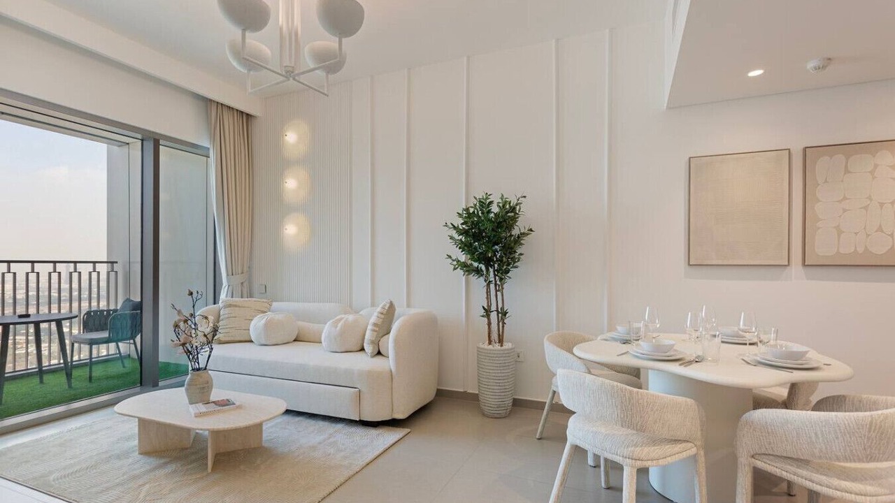 Photo of Livingroom in Trade Center