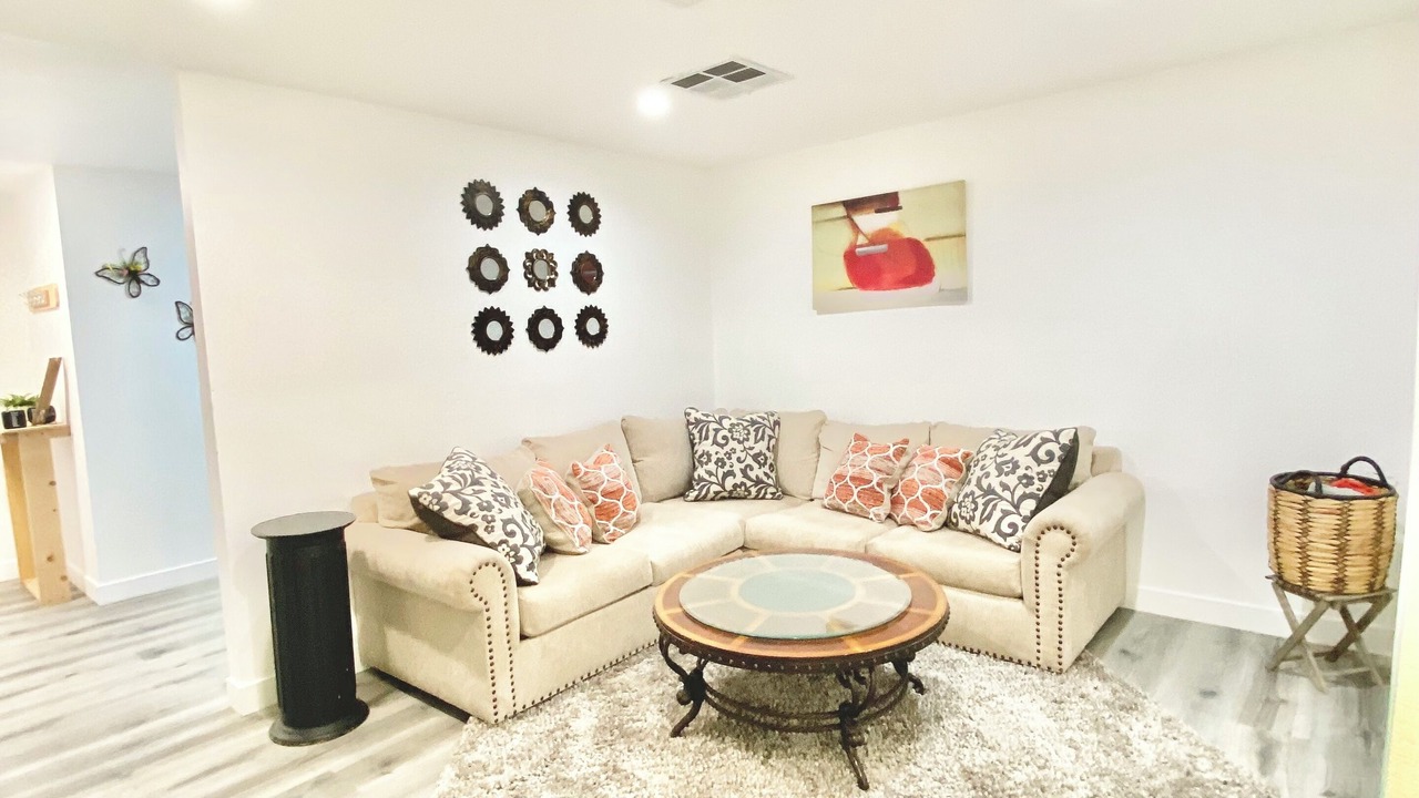 Photo of Livingroom in Mojave