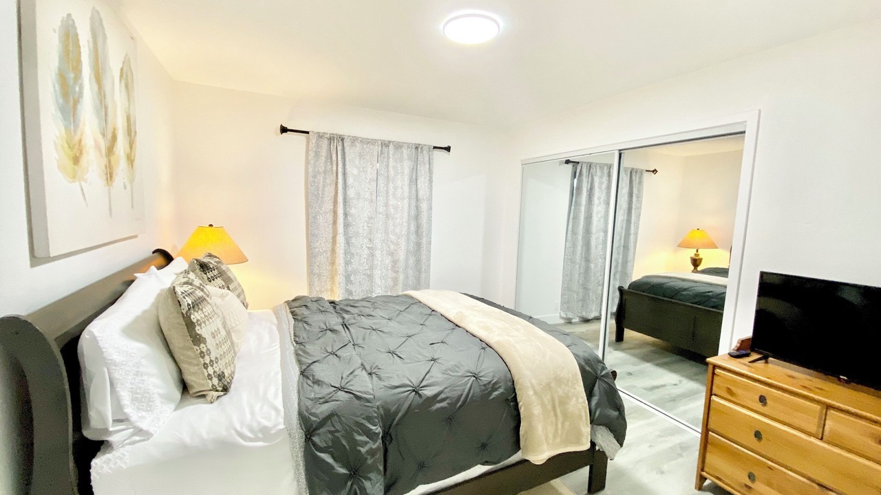 Photo of Bedroom in Mojave