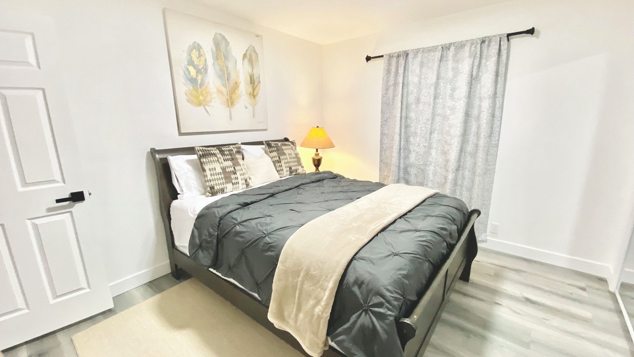 Photo of Bedroom in Mojave