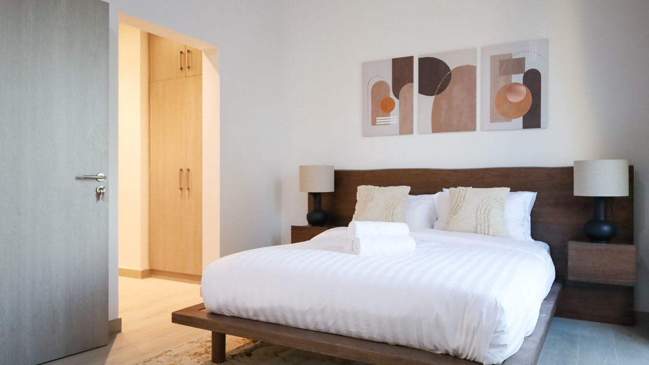 Photo of Bedroom in Mina Al Arab